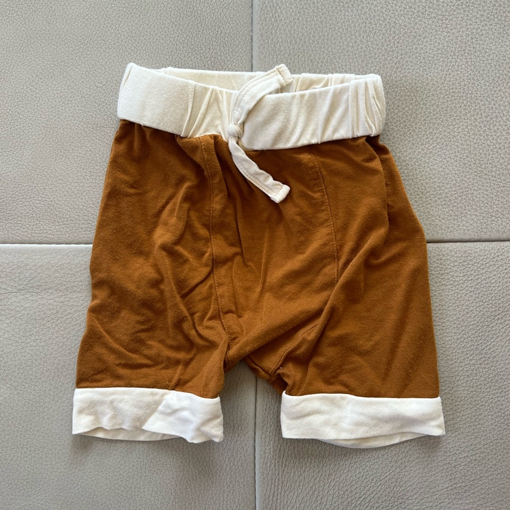 Like new Kate Quinn baby shorts 3-6 months